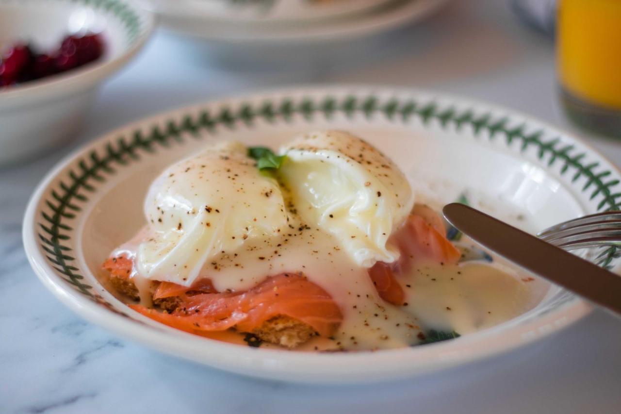 Austons Down Farm B&B 클래버돈 외부 사진