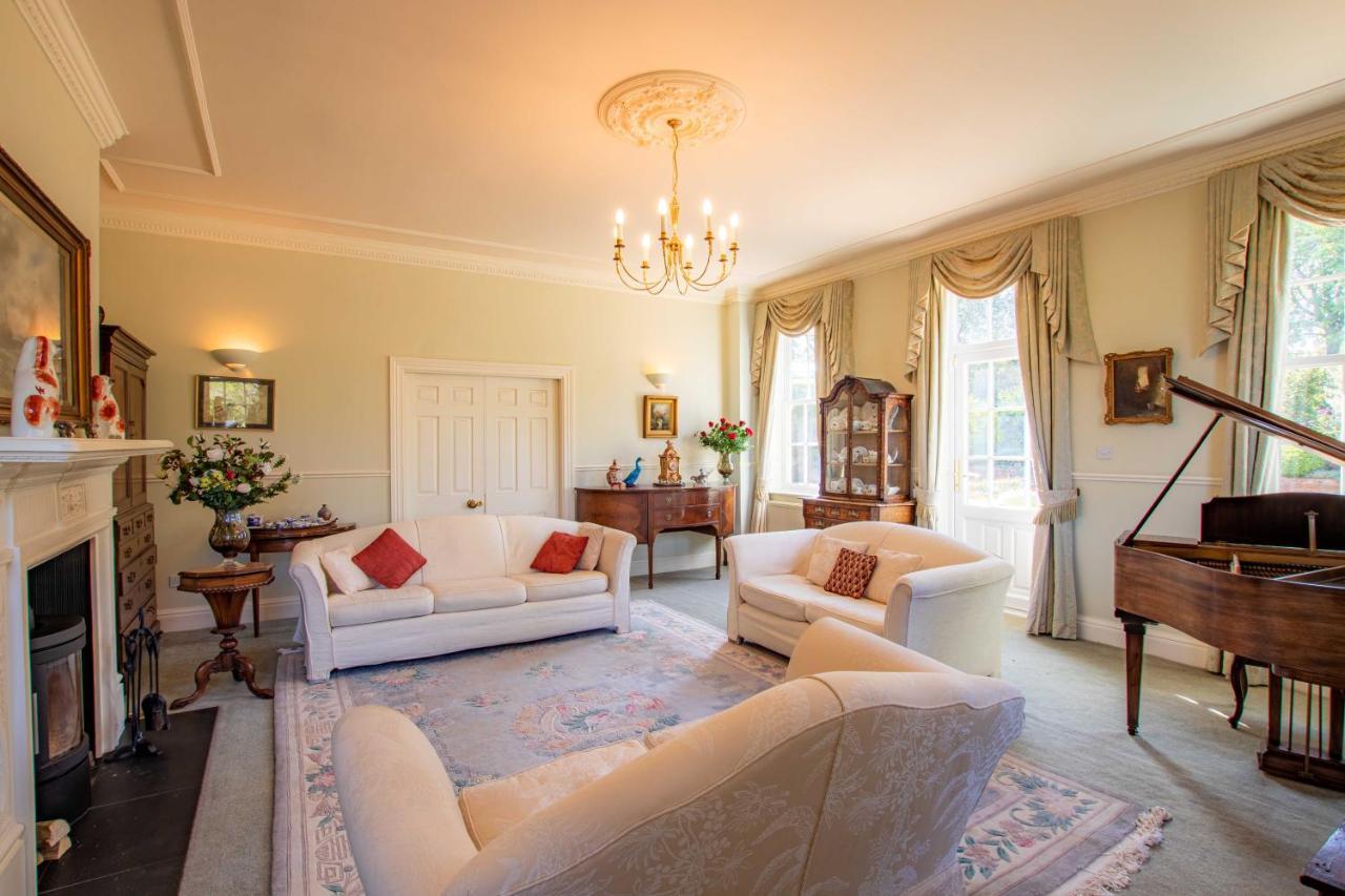 Austons Down Farm B&B 클래버돈 외부 사진
