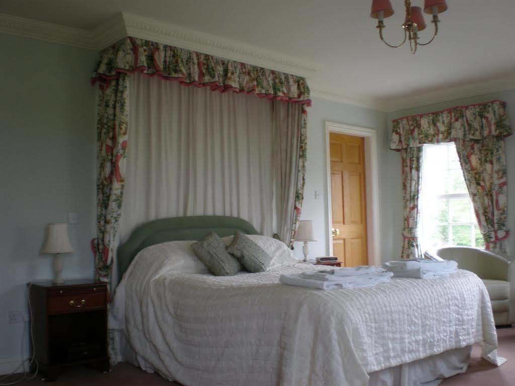 Austons Down Farm B&B 클래버돈 외부 사진
