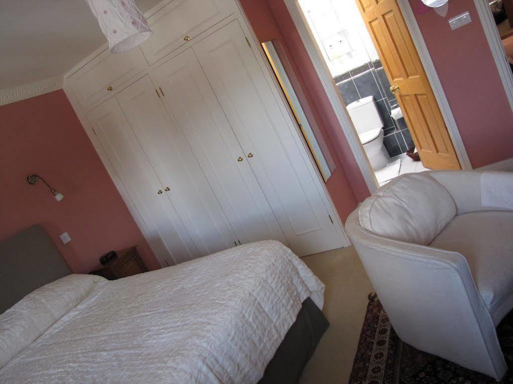 Austons Down Farm B&B 클래버돈 외부 사진